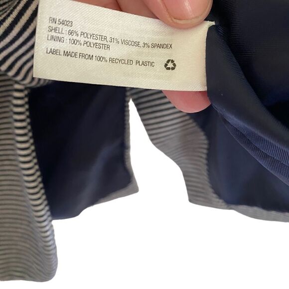 Gap The Academy Blazer size 2 striped pockets - Picture 4 of 5